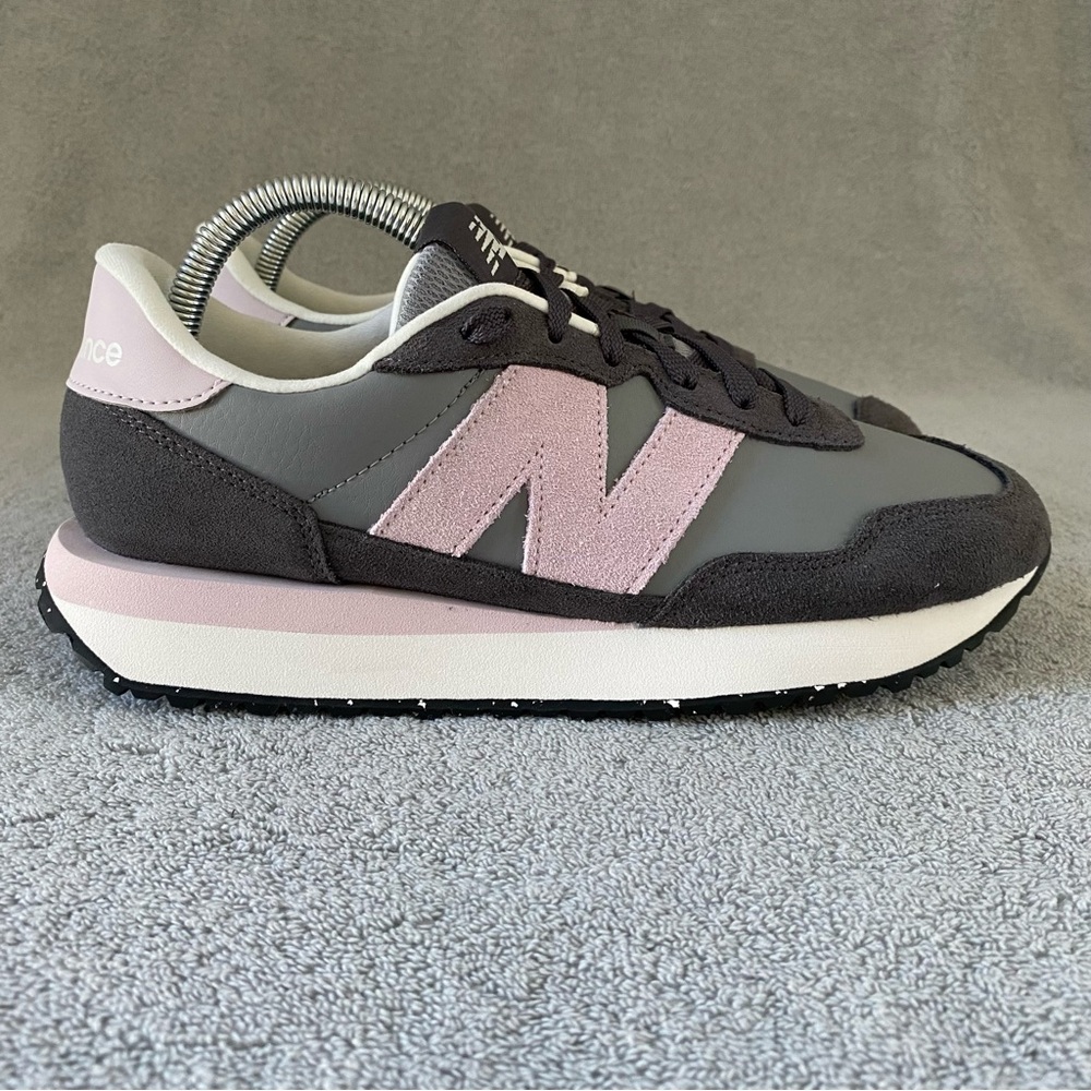New Balance Womens 9.5 237 Athletic Sneaker Shoes WS237SG Shadow Gray Sky Pink